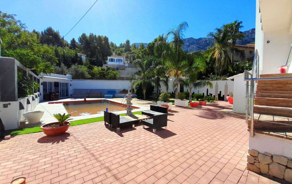 Detached Villa Denia Alicante - image 10