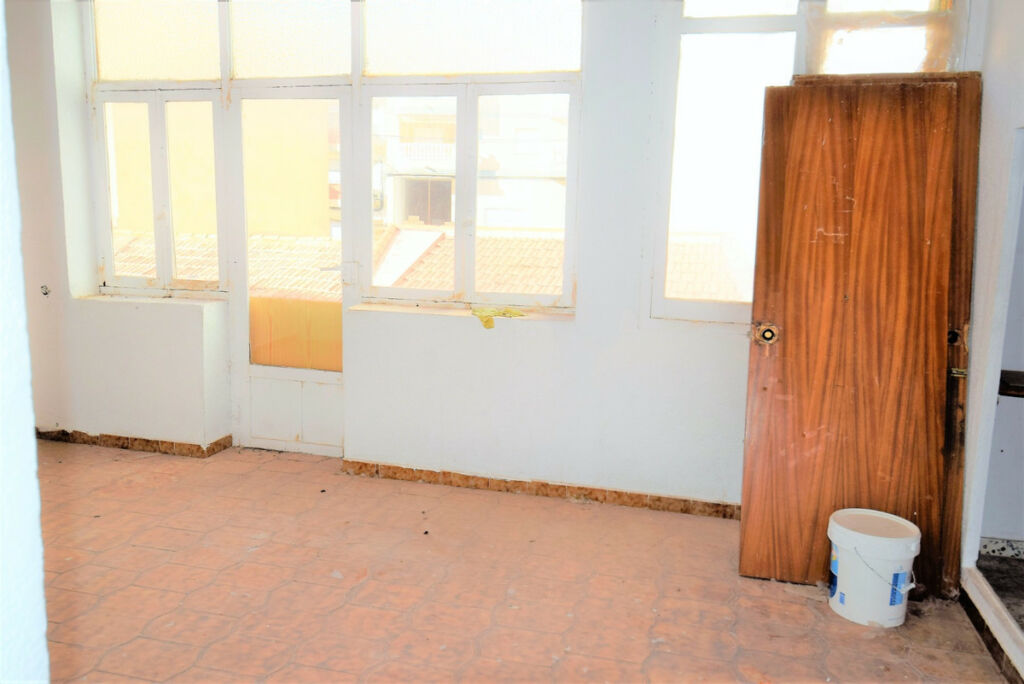 Middle Floor Apartment Guardamar del Segura Alicante - image 10