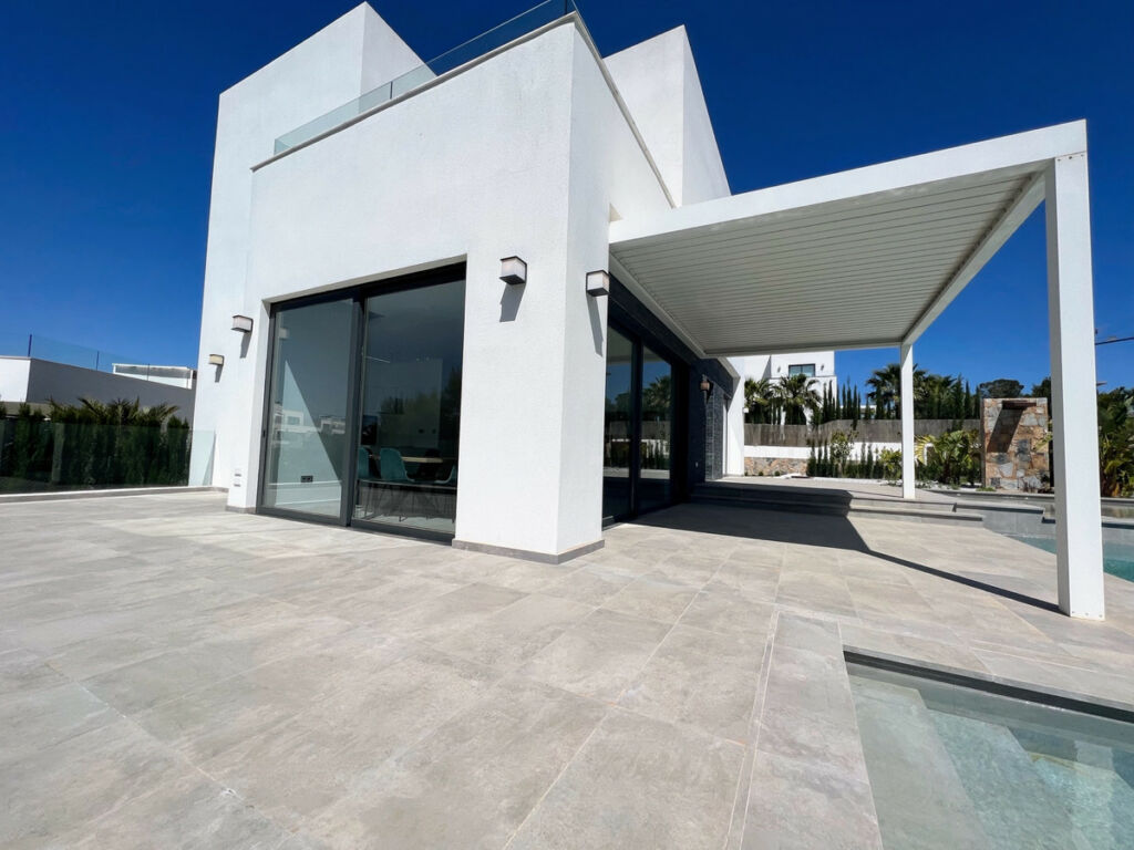 Detached Villa Las Colinas Golf Alicante - image 10