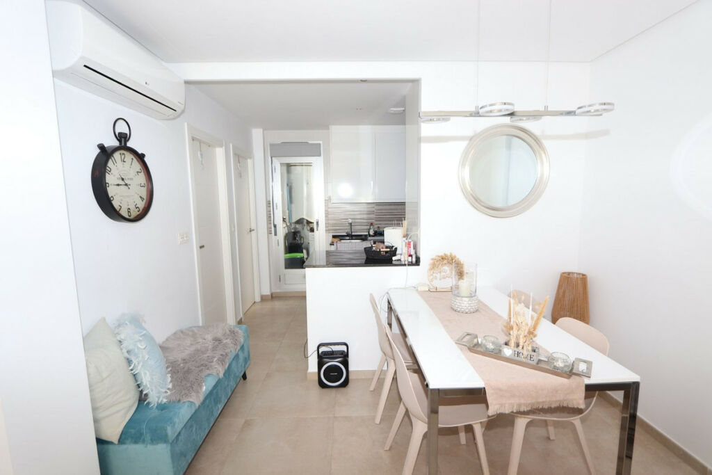 Ground Floor Apartment La Florida Alicante - image 9