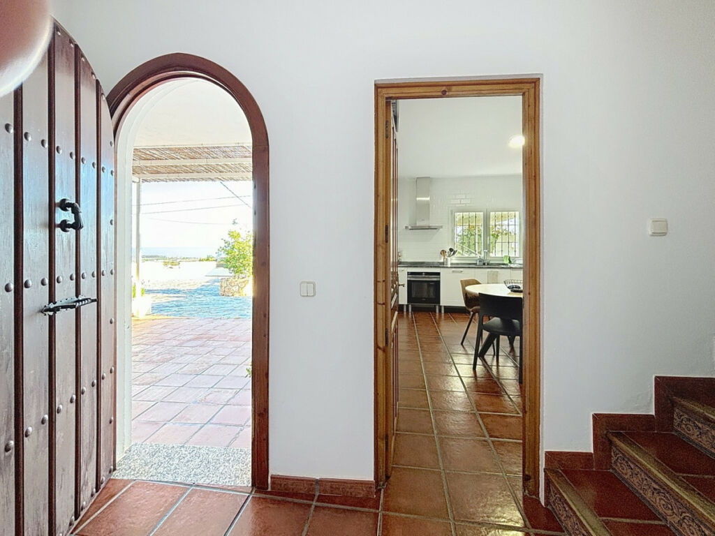 Detached Villa Almayate Málaga - image 10