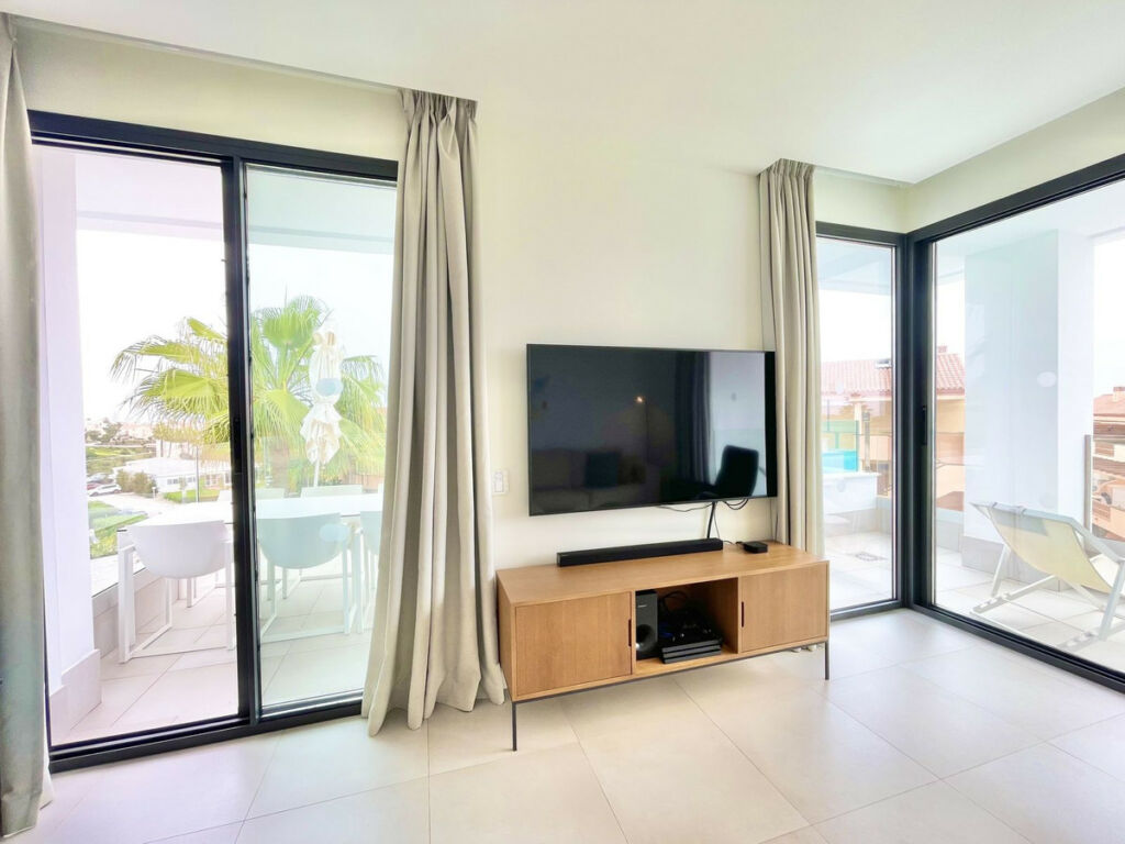 Middle Floor Apartment Mijas Costa Málaga - image 10