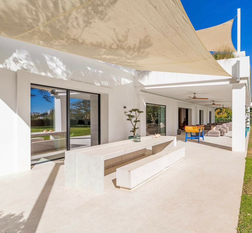 Detached Villa Benahavís Málaga - image 10