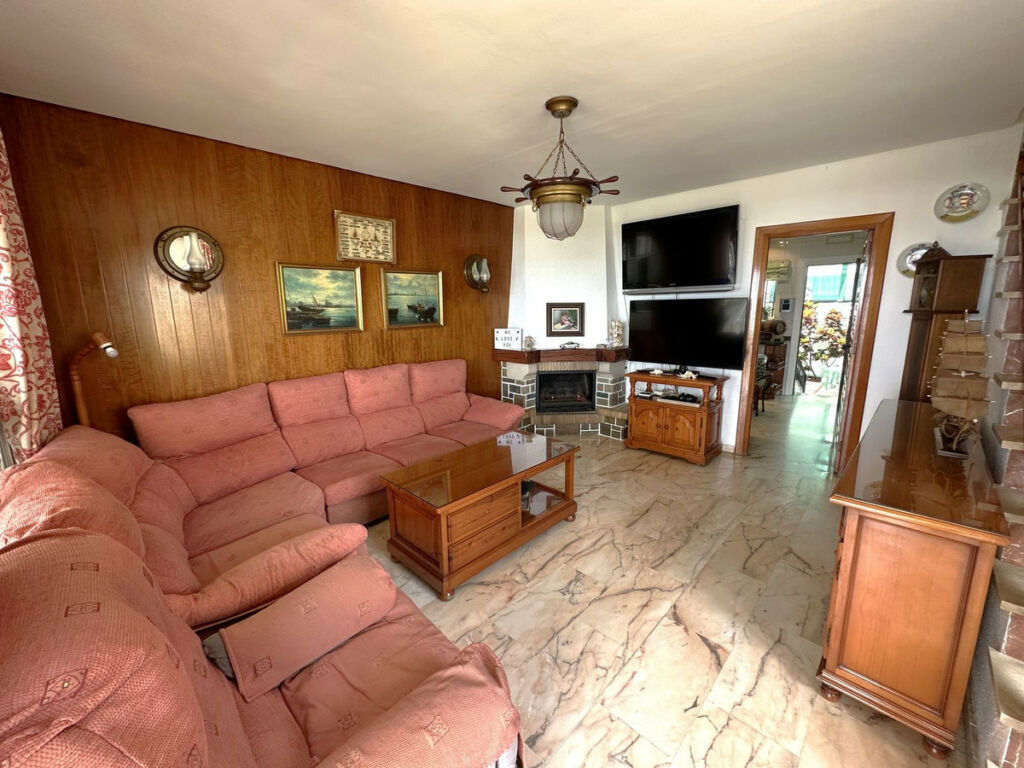 Semi-Detached House Rincón de la Victoria Málaga - image 10