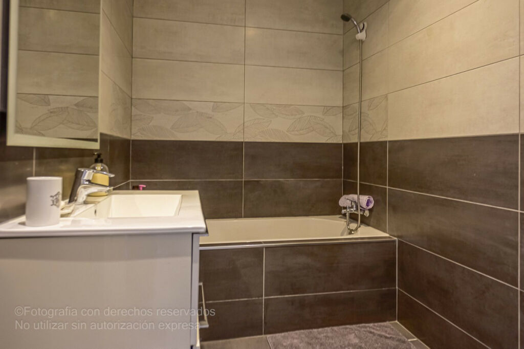 Townhouse New Golden Mile Málaga - image 10