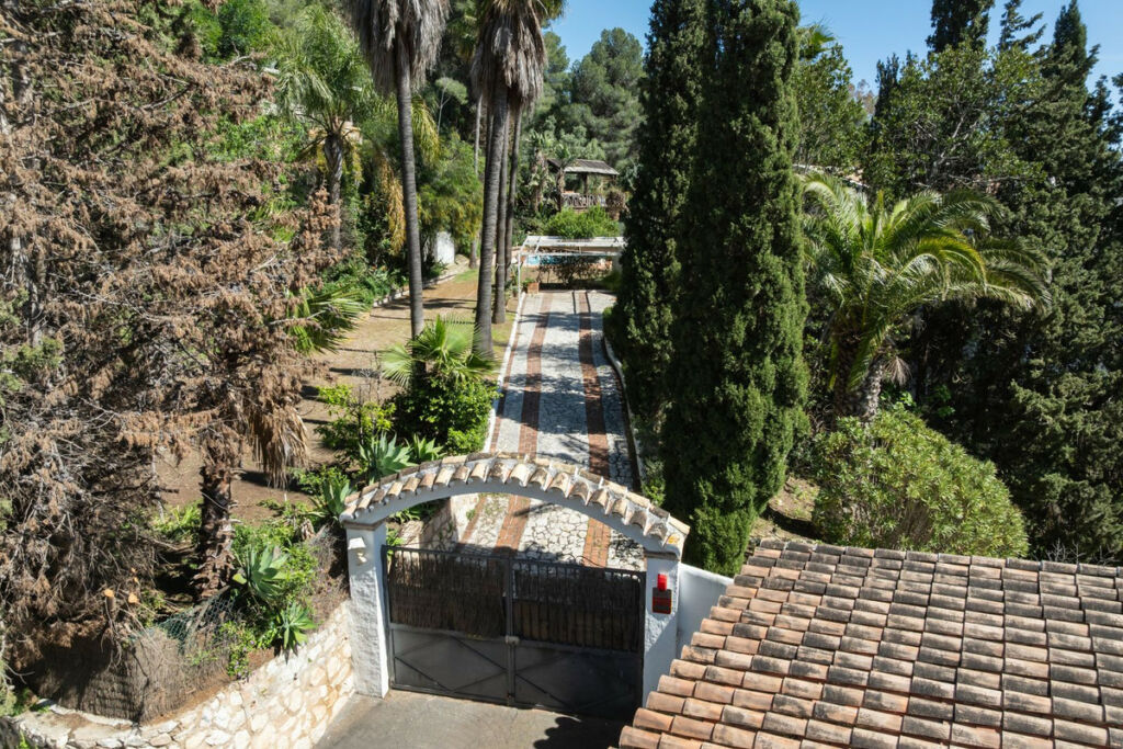 Detached Villa Mijas Málaga - image 10