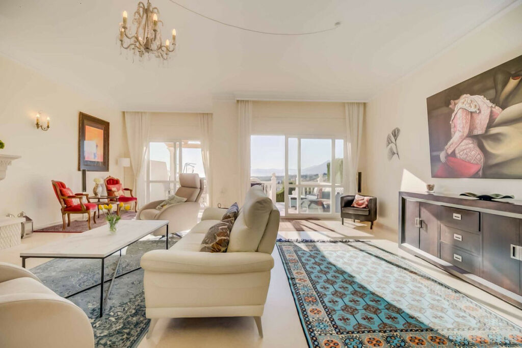 Townhouse Artola Málaga - image 10