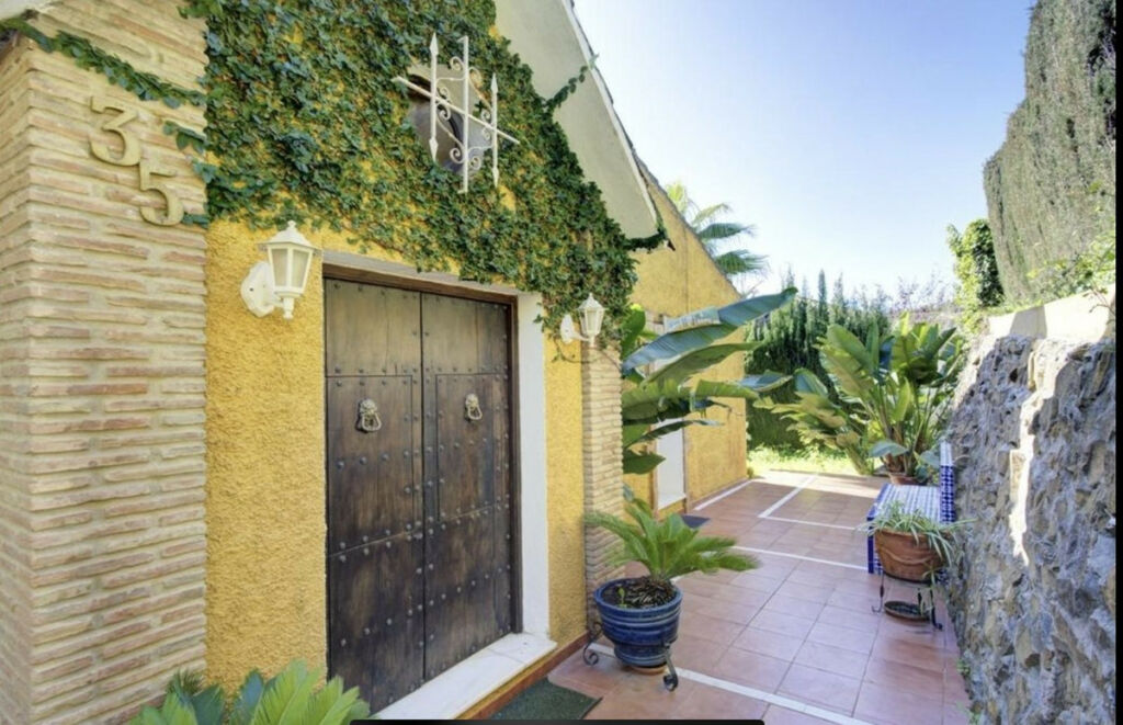 Detached Villa El Rosario Málaga - image 15