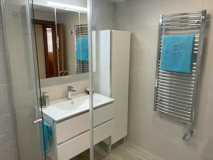 Middle Floor Apartment Benidorm Alicante - image 10