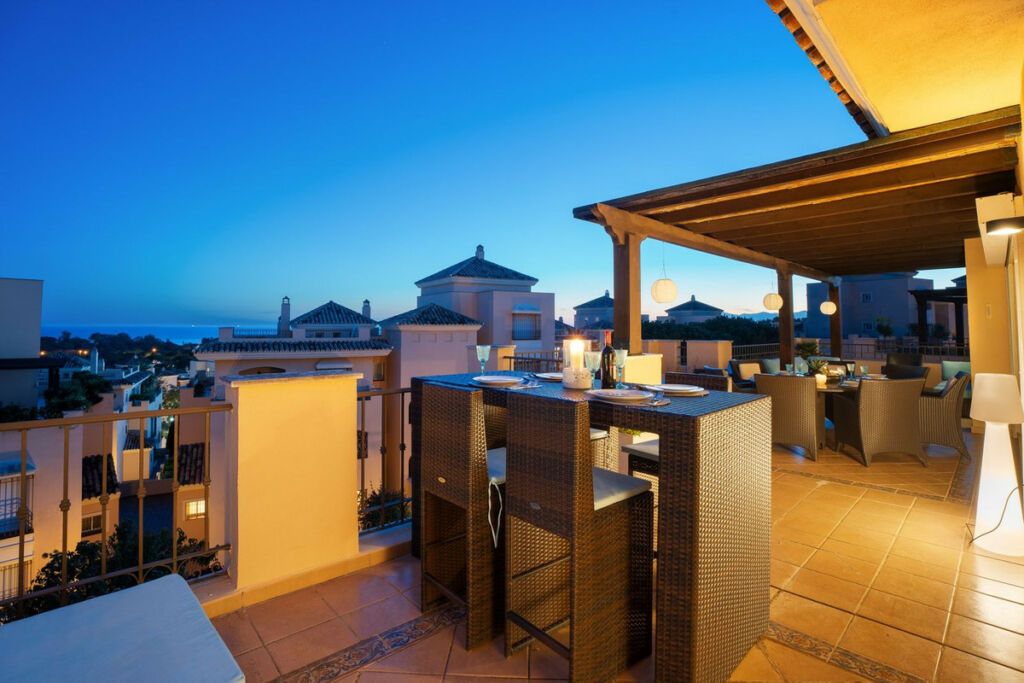 Penthouse Duplex Elviria Málaga - image 10