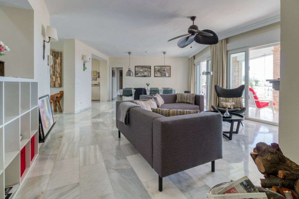 Detached Villa Mijas Málaga - image 11