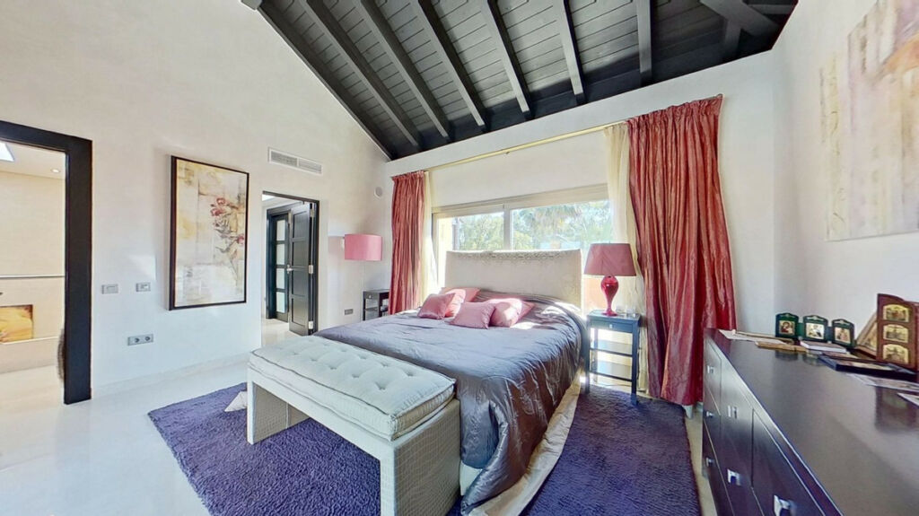Penthouse Los Monteros Málaga - image 10