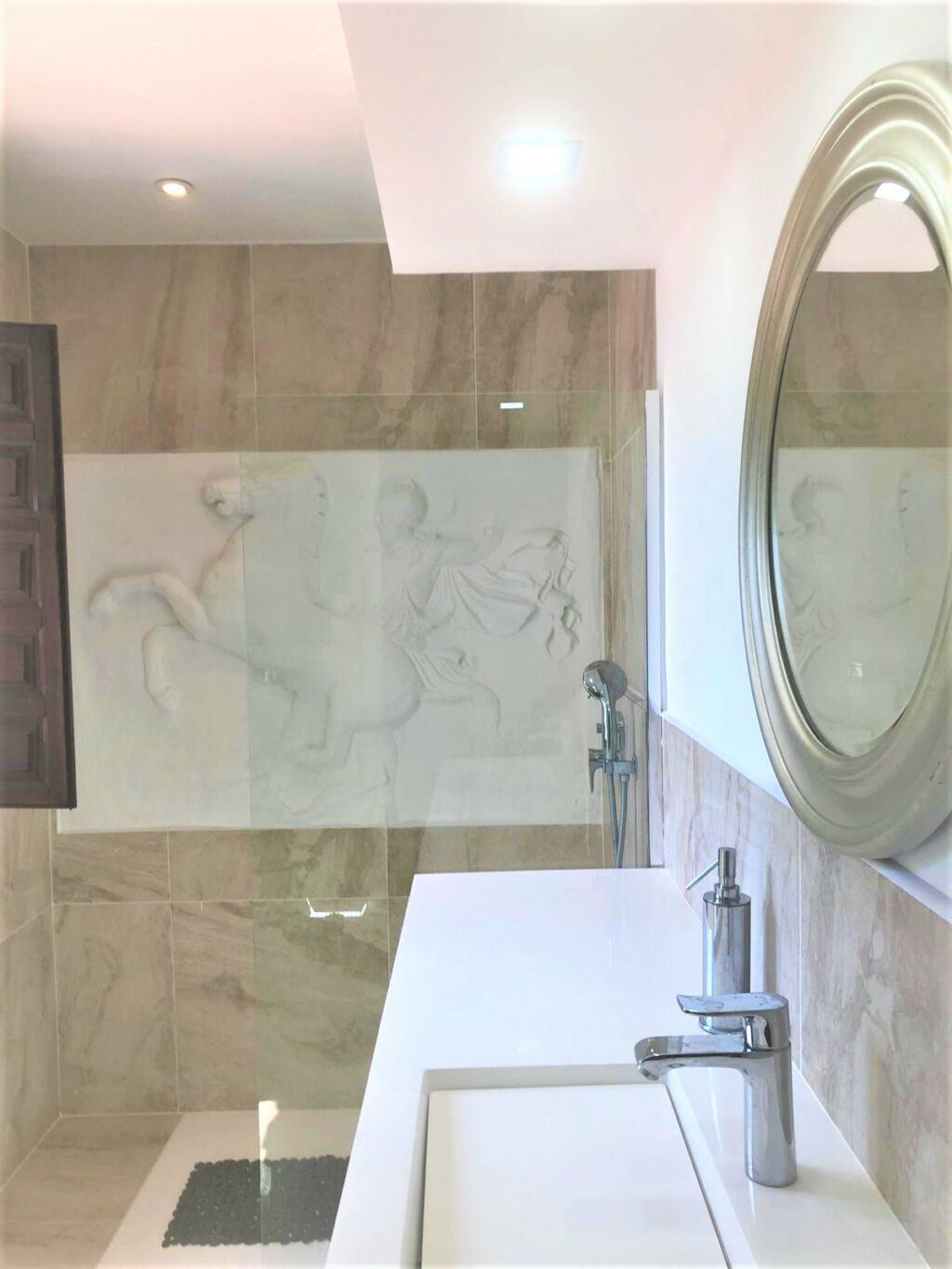 Detached Villa Estepona Málaga - image 10
