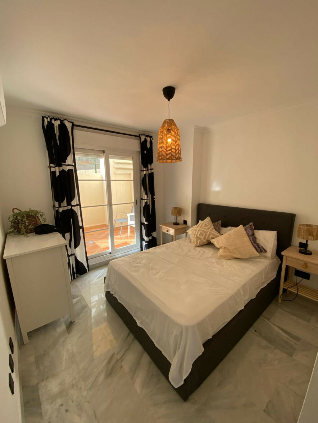 Middle Floor Apartment Nueva Andalucía Málaga - image 10