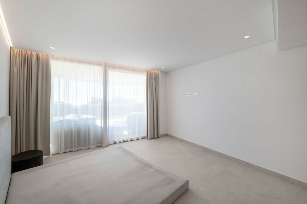 Ground Floor Apartment Benahavís Málaga - image 11