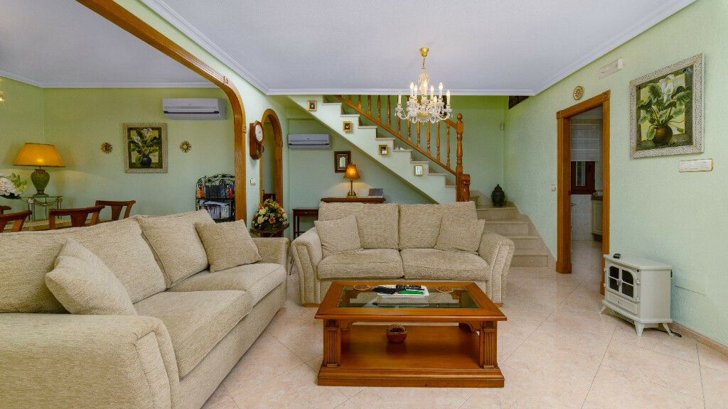 Detached Villa Los Altos Alicante - image 11