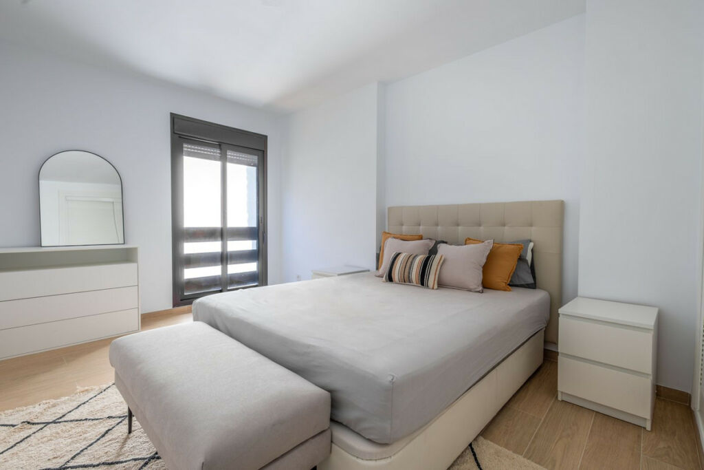 Middle Floor Apartment Nueva Andalucía Málaga - image 11