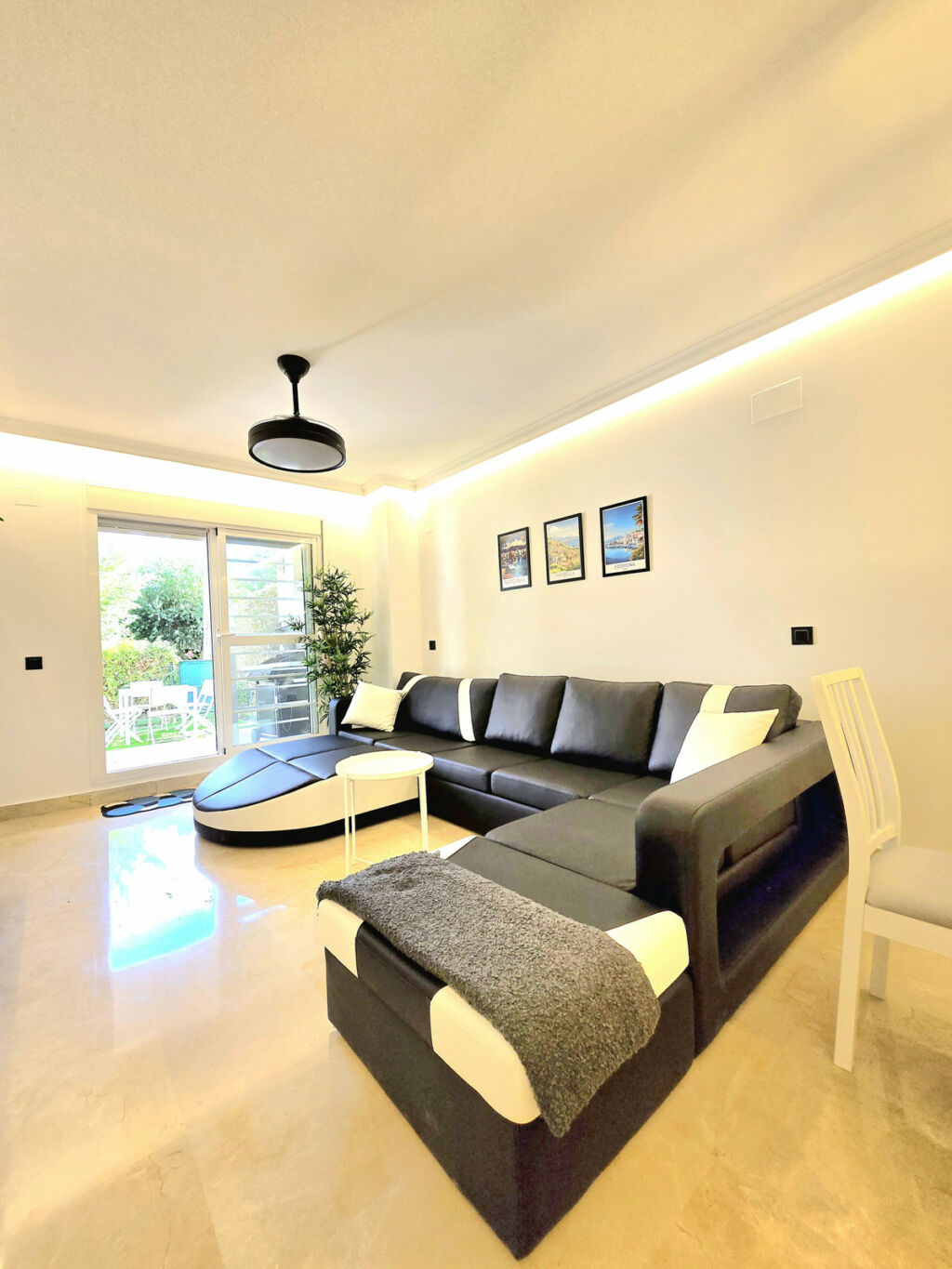 Middle Floor Apartment Selwo Málaga - image 11