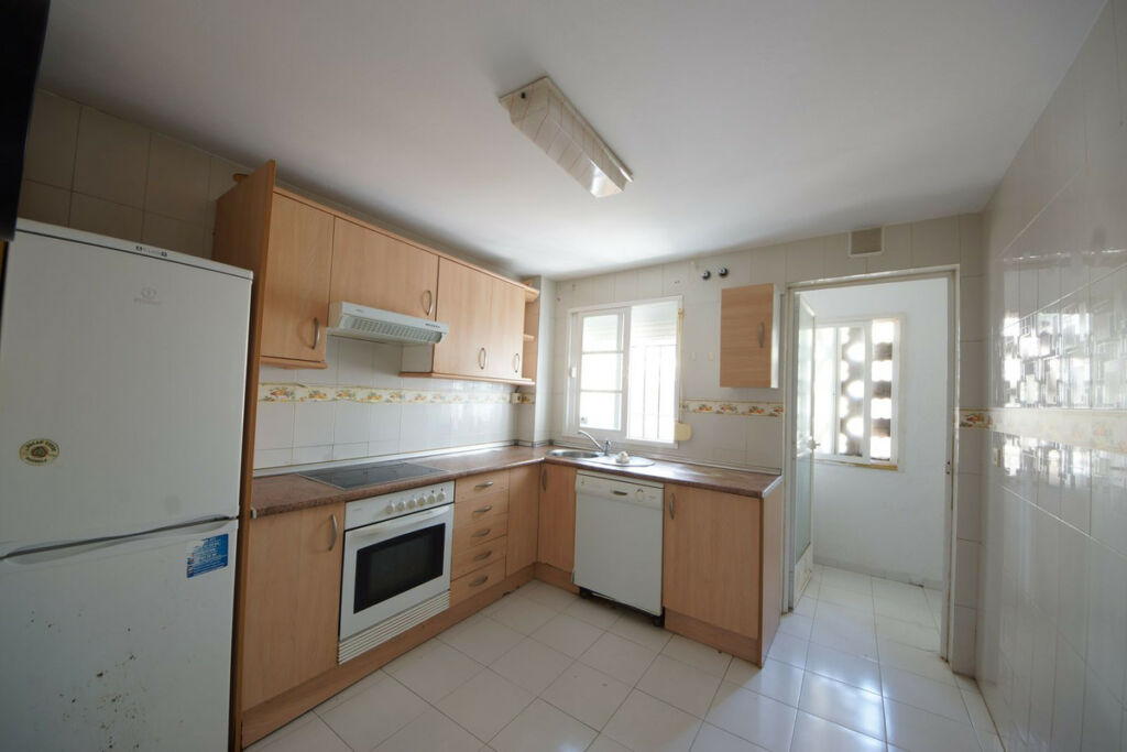 Ground Floor Apartment Estepona Málaga - image 11