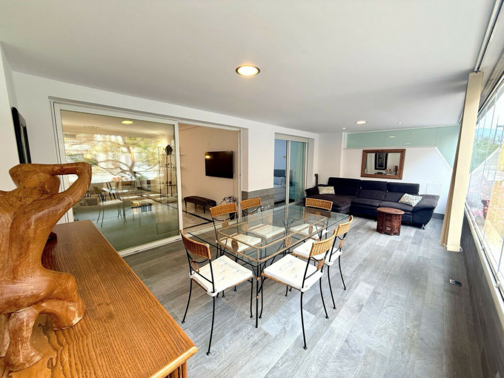 Middle Floor Apartment Puerto Banús Málaga - image 11