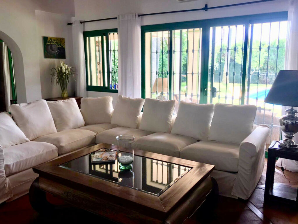 Detached Villa Guadalmina Baja Málaga - image 11
