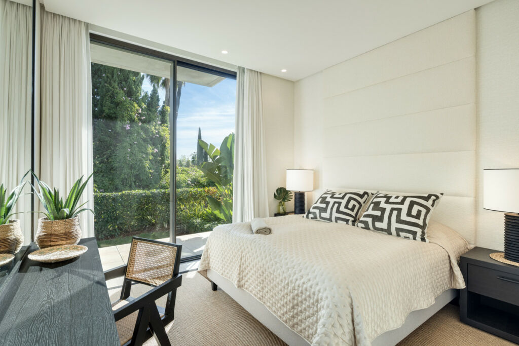 Detached Villa La Quinta Málaga - image 11