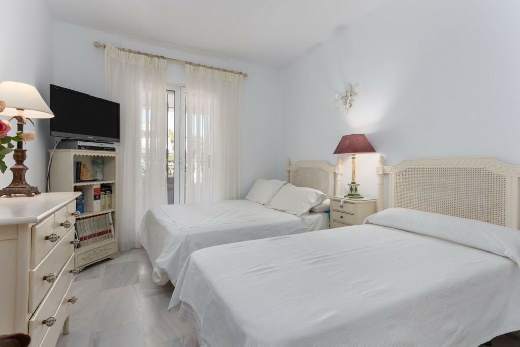 Ground Floor Apartment San Pedro de Alcántara Málaga - image 11
