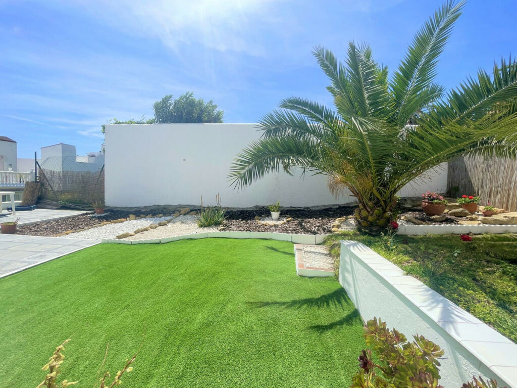 Ground Floor Apartment La Duquesa Málaga - image 11