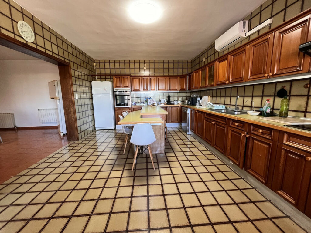 Detached Villa La Nucia Alicante - image 11