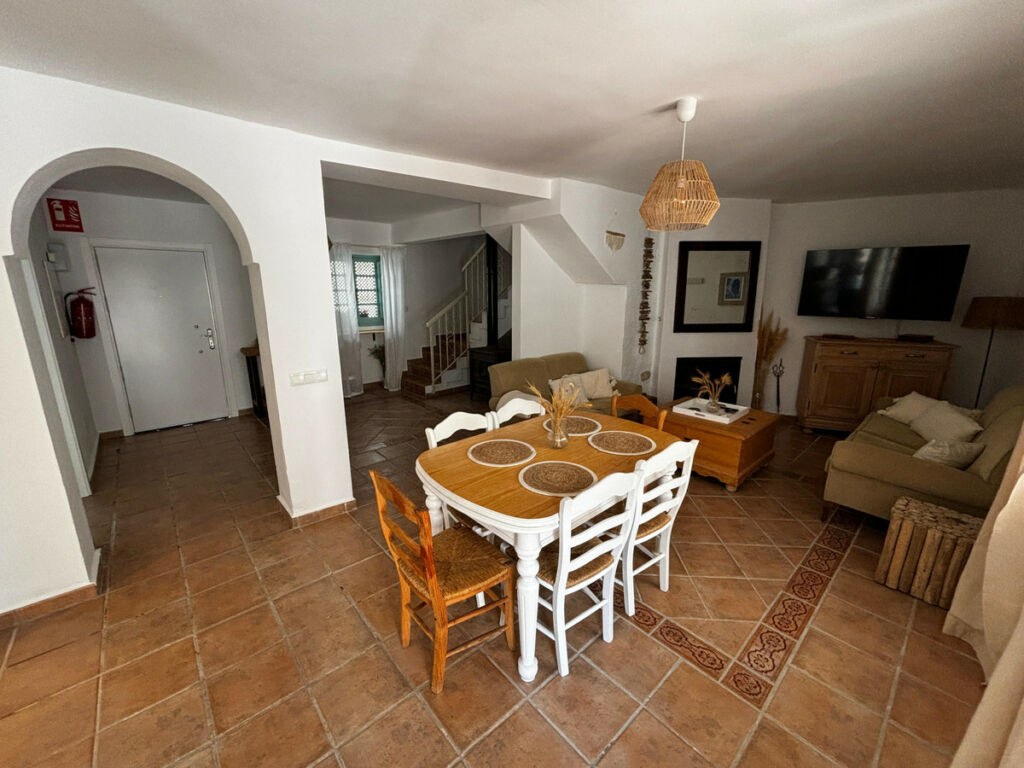 Detached Villa Istán Málaga - image 11