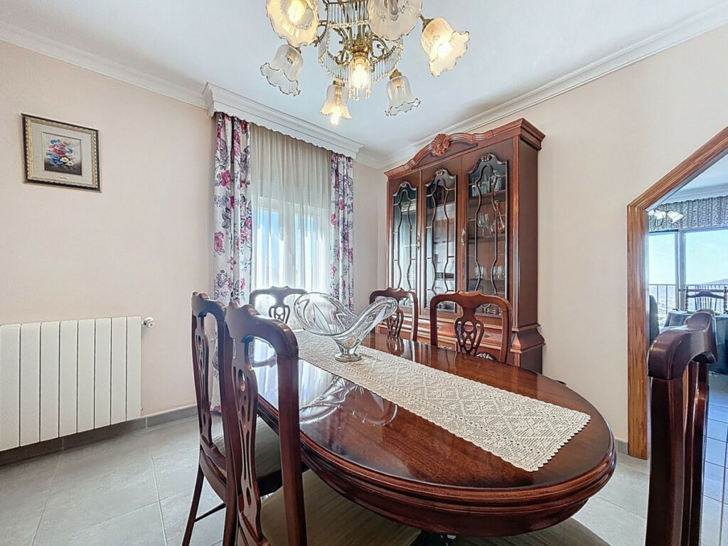 Detached Villa Cómpeta Málaga - image 11