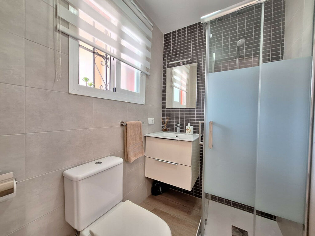Townhouse Estepona Málaga - image 11