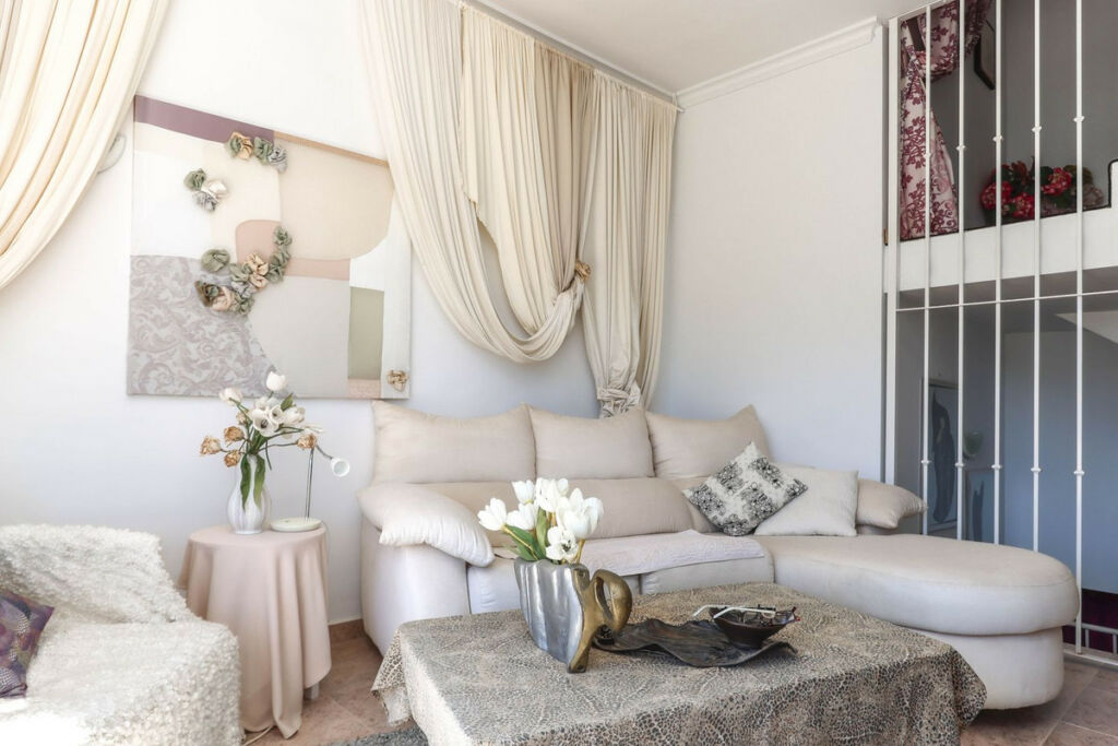 Townhouse Monda Málaga - image 12