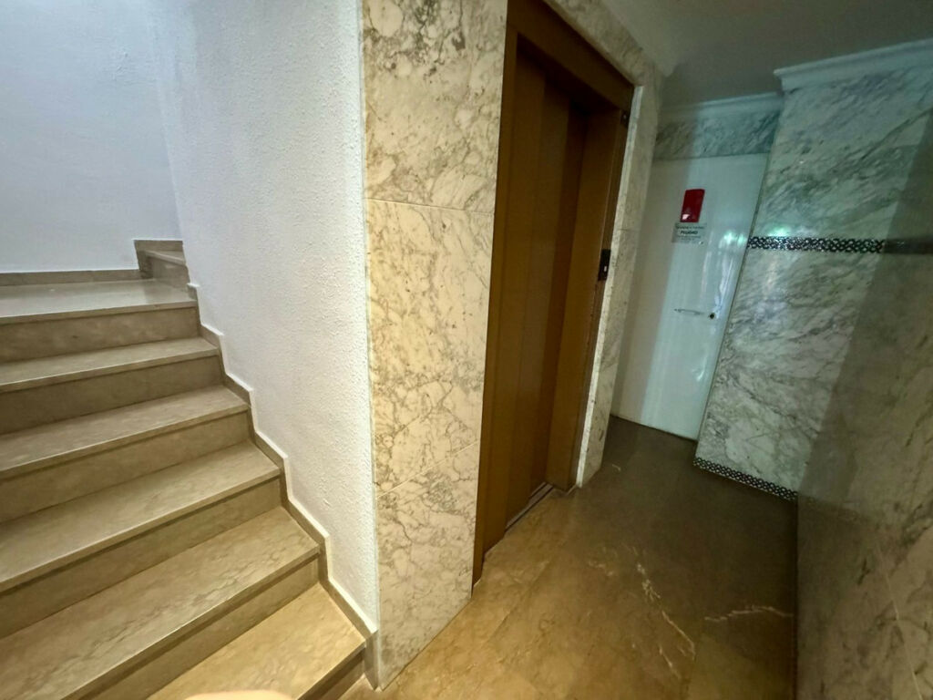 Middle Floor Apartment Los Boliches Málaga - image 11