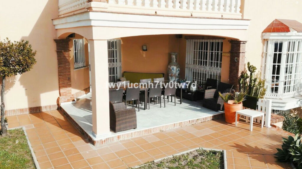 Detached Villa Málaga Málaga - image 11