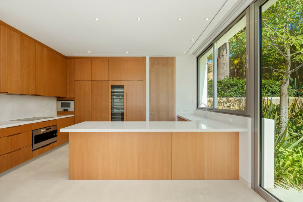 Detached Villa Casares Málaga - image 11