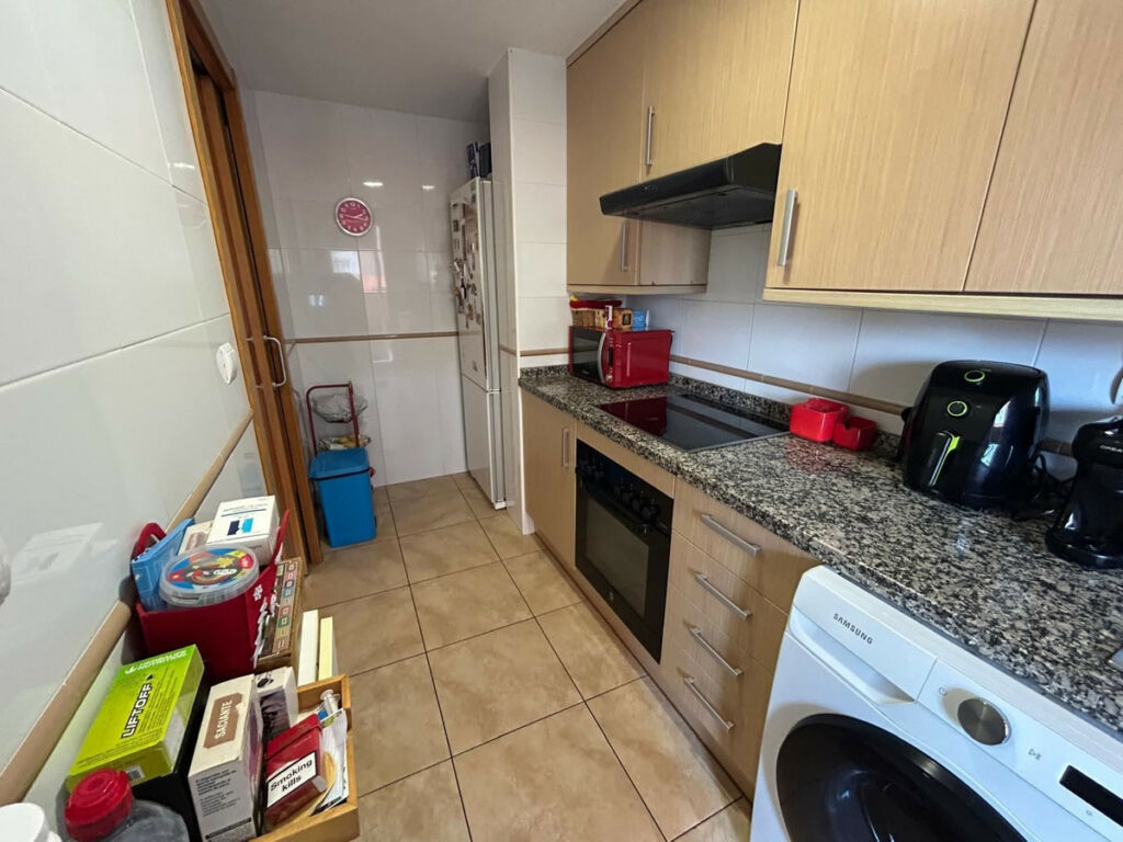Middle Floor Apartment Alicante City Alicante - image 11