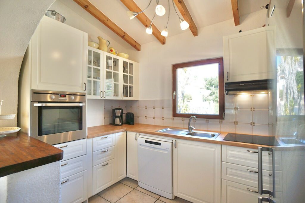 Detached Villa Benitachell Alicante - image 11