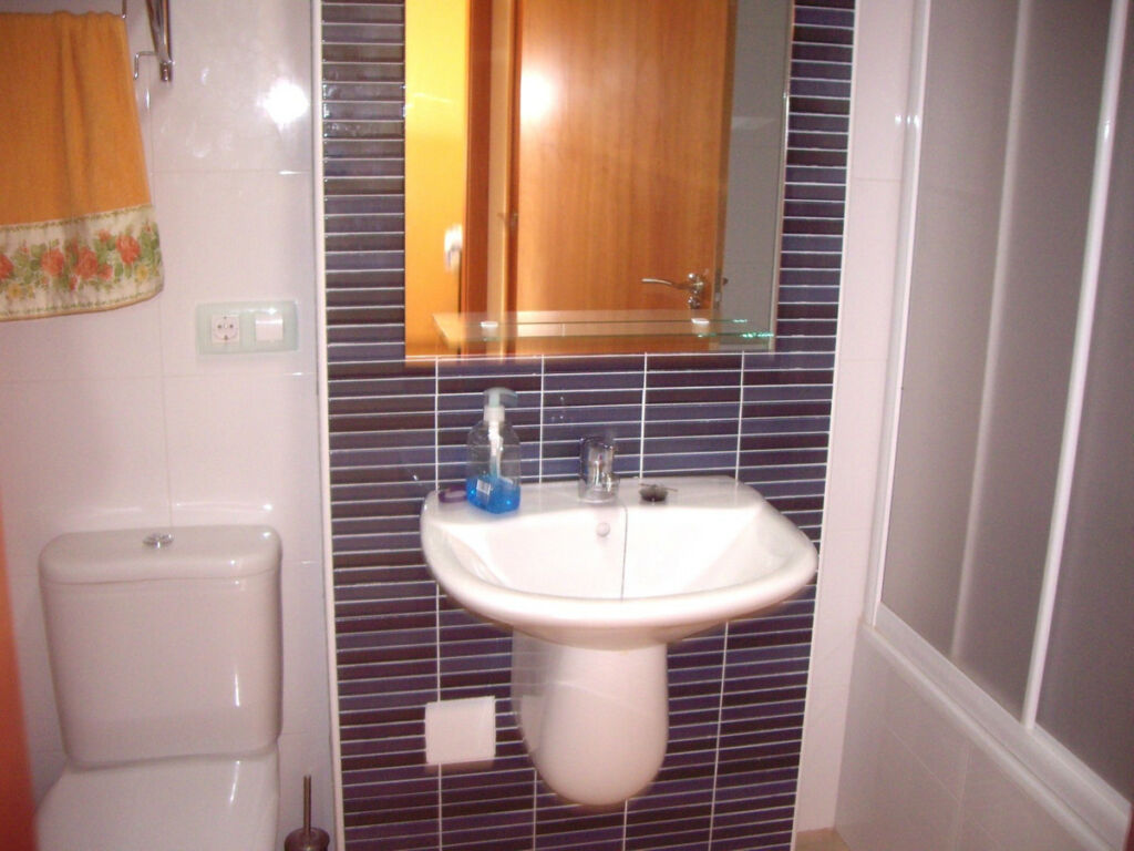 Middle Floor Apartment Guardamar del Segura Alicante - image 11