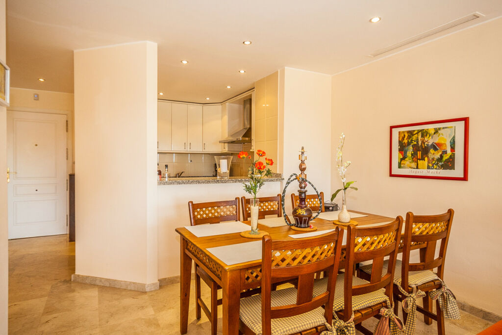 Ground Floor Apartment Elviria Málaga - image 11