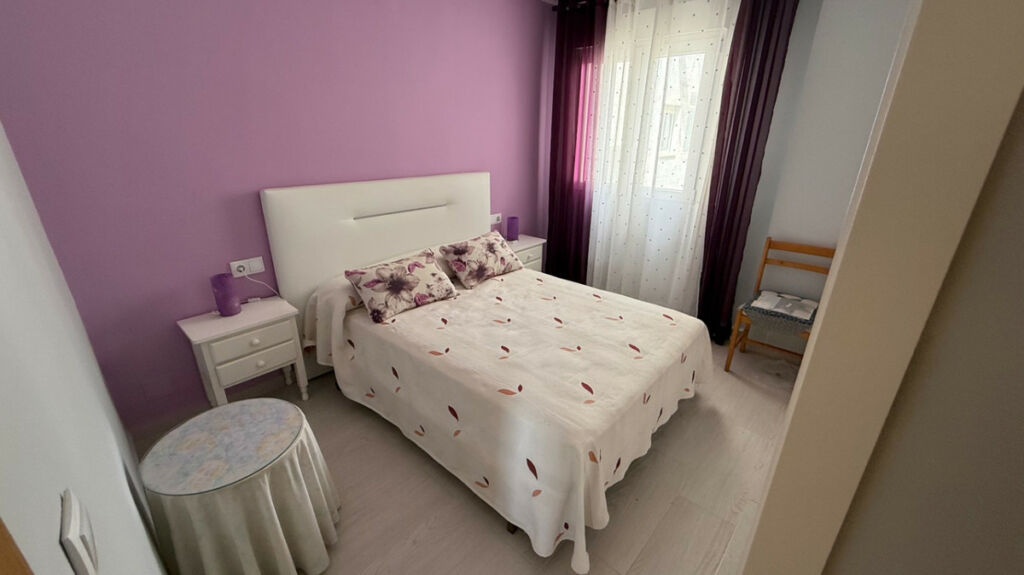 Middle Floor Apartment Torrevieja Alicante - image 12