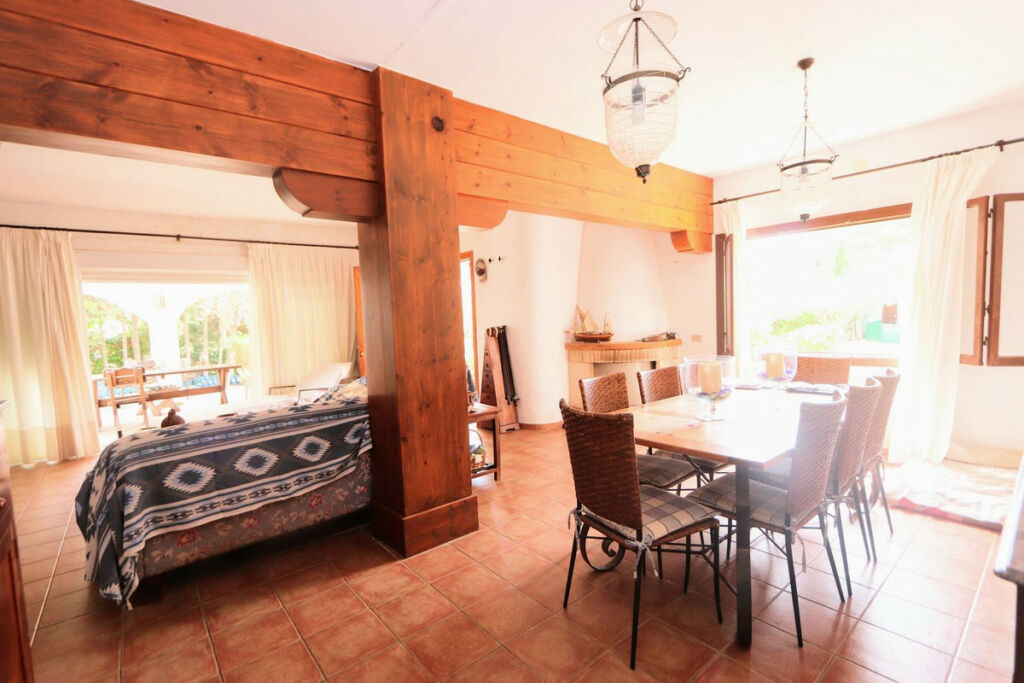 Detached Villa Cabo Roig Alicante - image 12