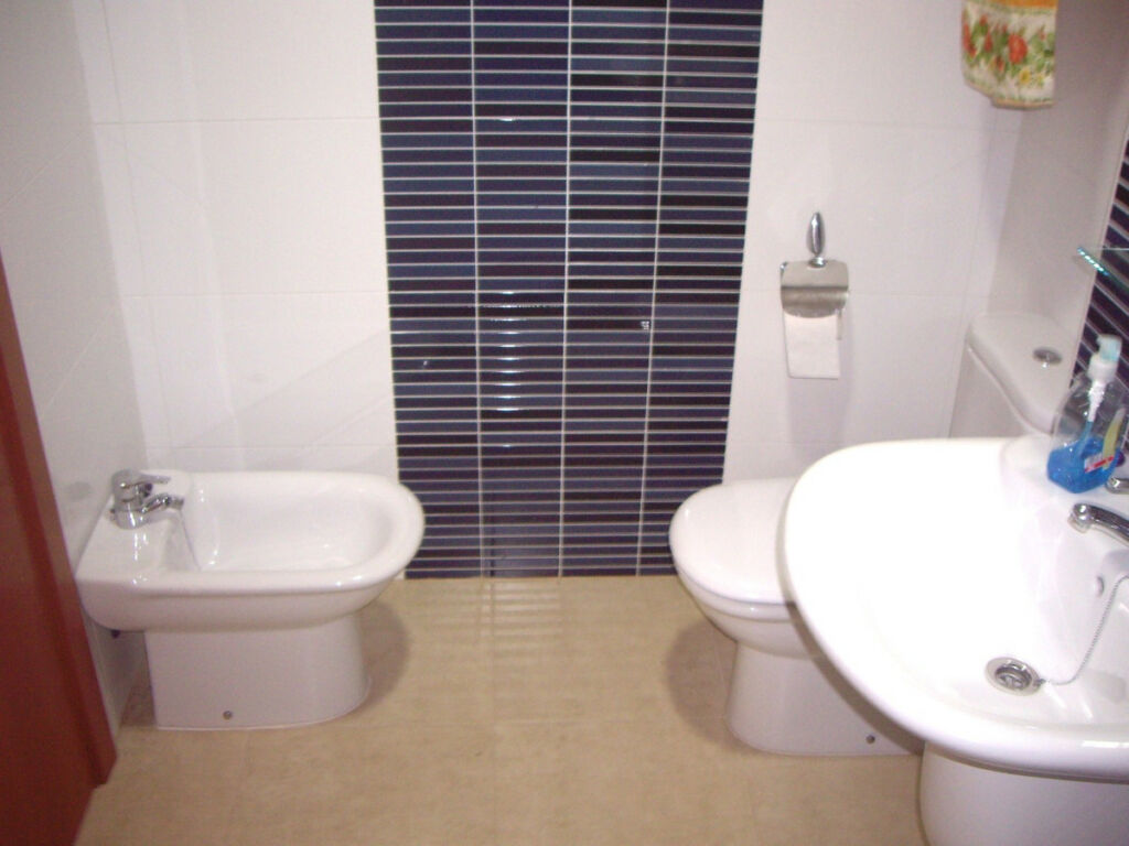 Middle Floor Apartment Guardamar del Segura Alicante - image 12