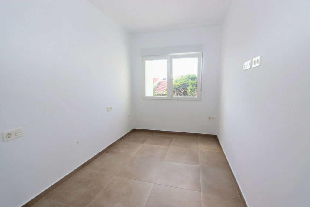 Semi-Detached House Pilar de la Horadada Alicante - image 12