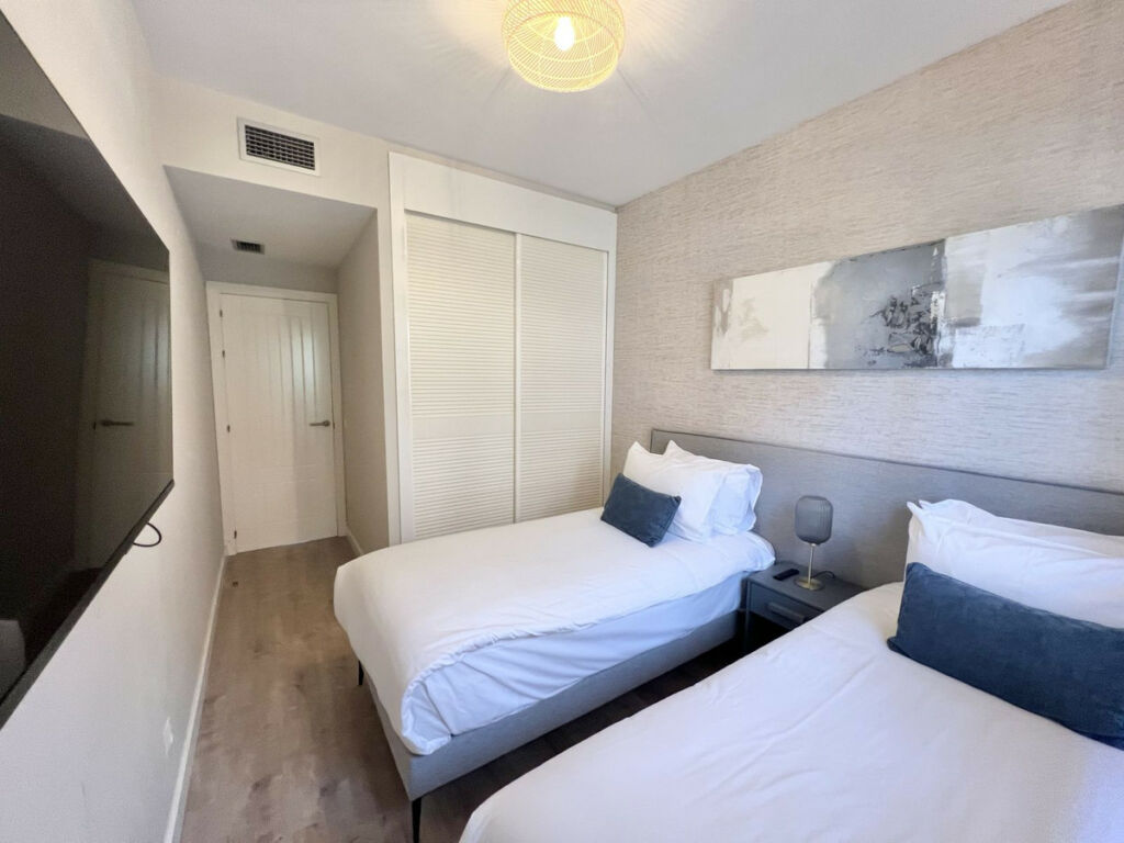 Middle Floor Apartment Benahavís Málaga - image 12