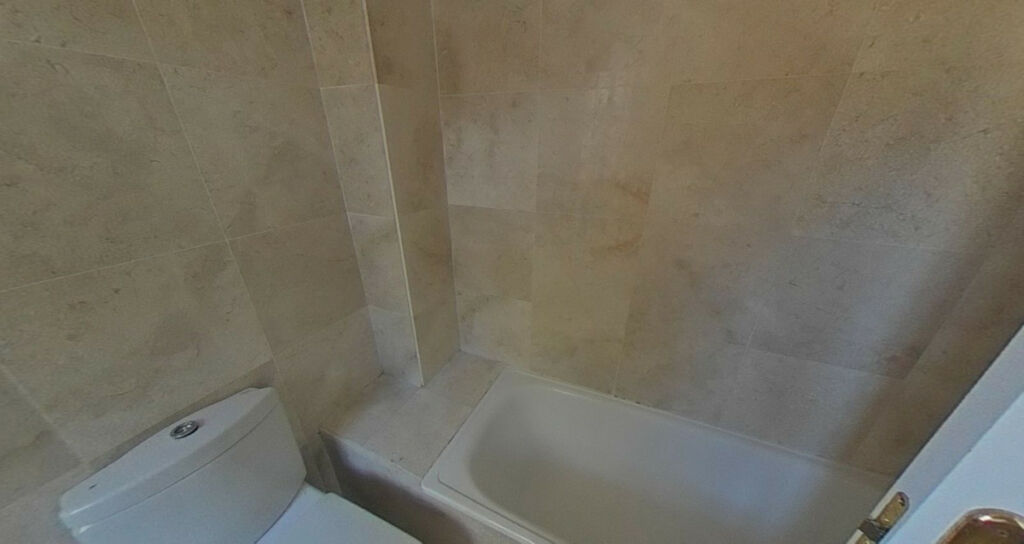 Top Floor Apartment Fuengirola Málaga - image 12