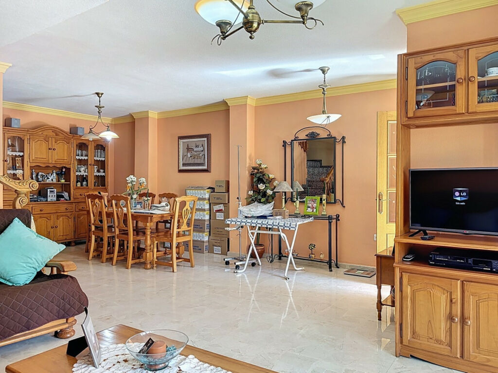 Semi-Detached House Torre del Mar Málaga - image 12