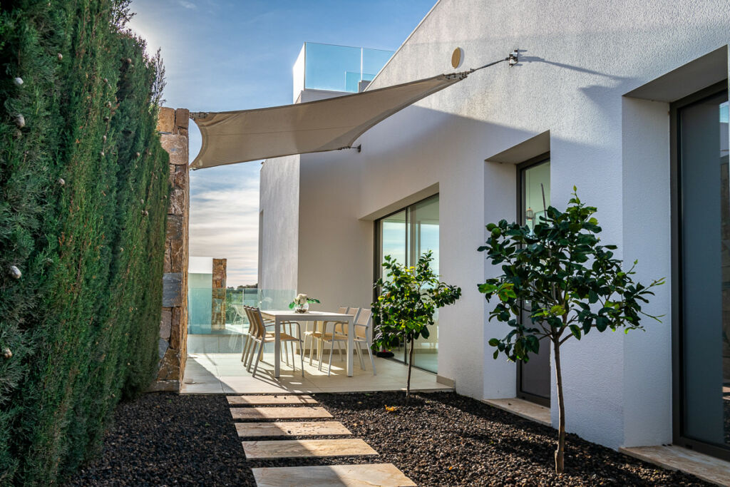 Detached Villa Las Colinas Golf Alicante - image 12