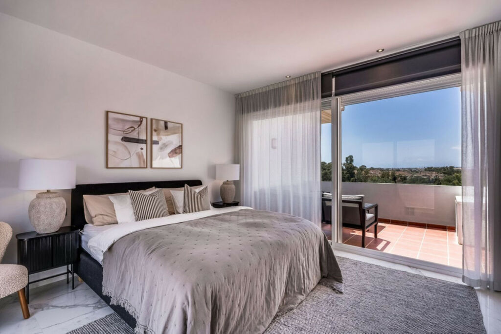 Penthouse Duplex Puerto Banús Málaga - image 13
