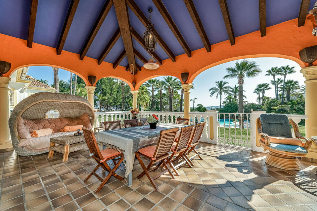 Detached Villa Cerros del Aguila Málaga - image 12